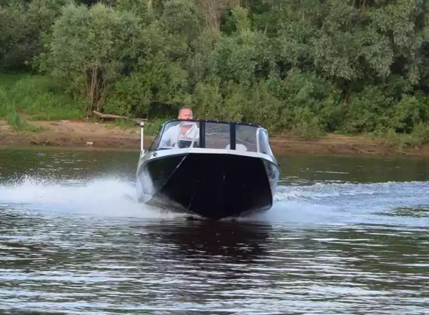 Алюминиевый катер Неман 500 DC водомёт в Пятигорске