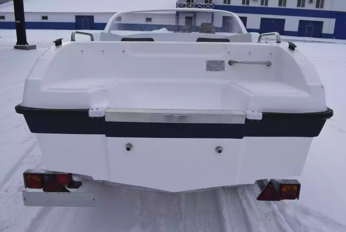 Стеклопластиковый катер Neman-450 в Пятигорске