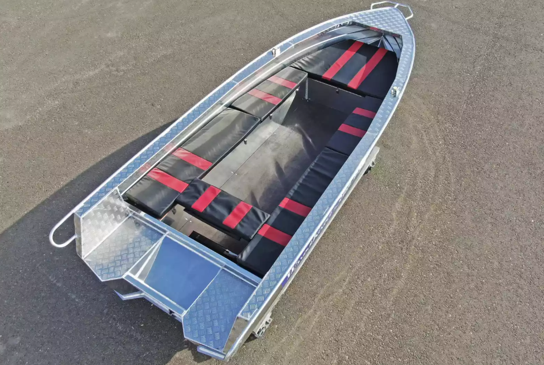 Алюминиевая лодка Wyatboat-390РМ увеличенный борт в Пятигорске