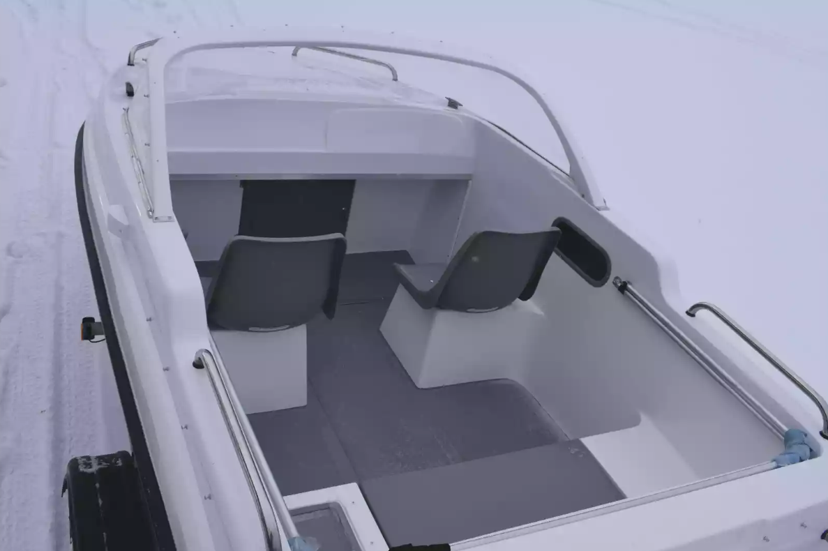 Стеклопластиковый катер Neman-450 в Пятигорске