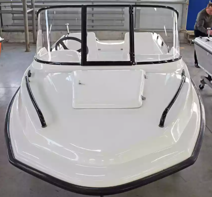 Комбинированный катер Wyatboat-430 M в Пятигорске