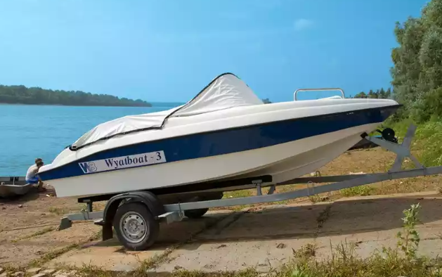 Стеклопластиковый катер Wyatboat-3 (c рундуками) в Пятигорске