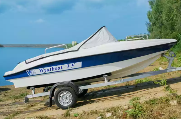 Стеклопластиковый катер Wyatboat-3 У в Пятигорске
