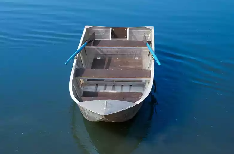 Алюминиевая лодка Вятка-Профи 32 в Пятигорске