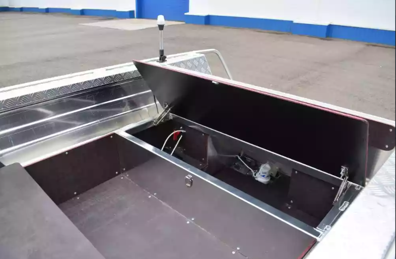 Алюминиевый катер Wyatboat-390 DCM Увеличенный борт в Пятигорске