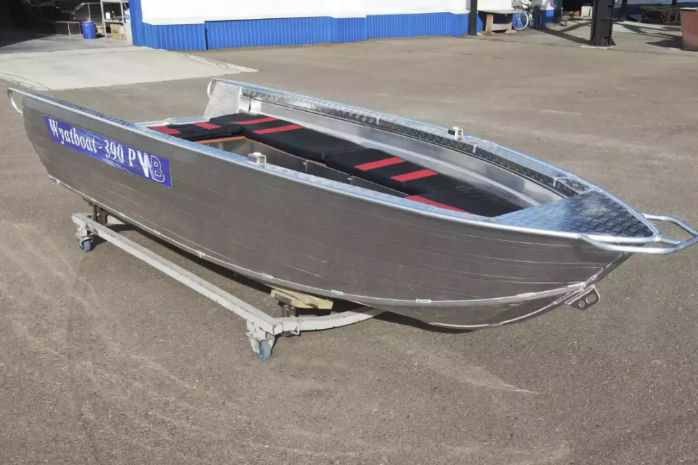 Алюминиевая лодка Wyatboat-390РМ увеличенный борт в Пятигорске