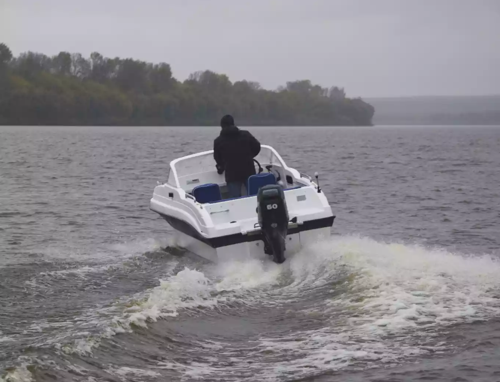 Стеклопластиковый катер Neman-500 Р в Пятигорске