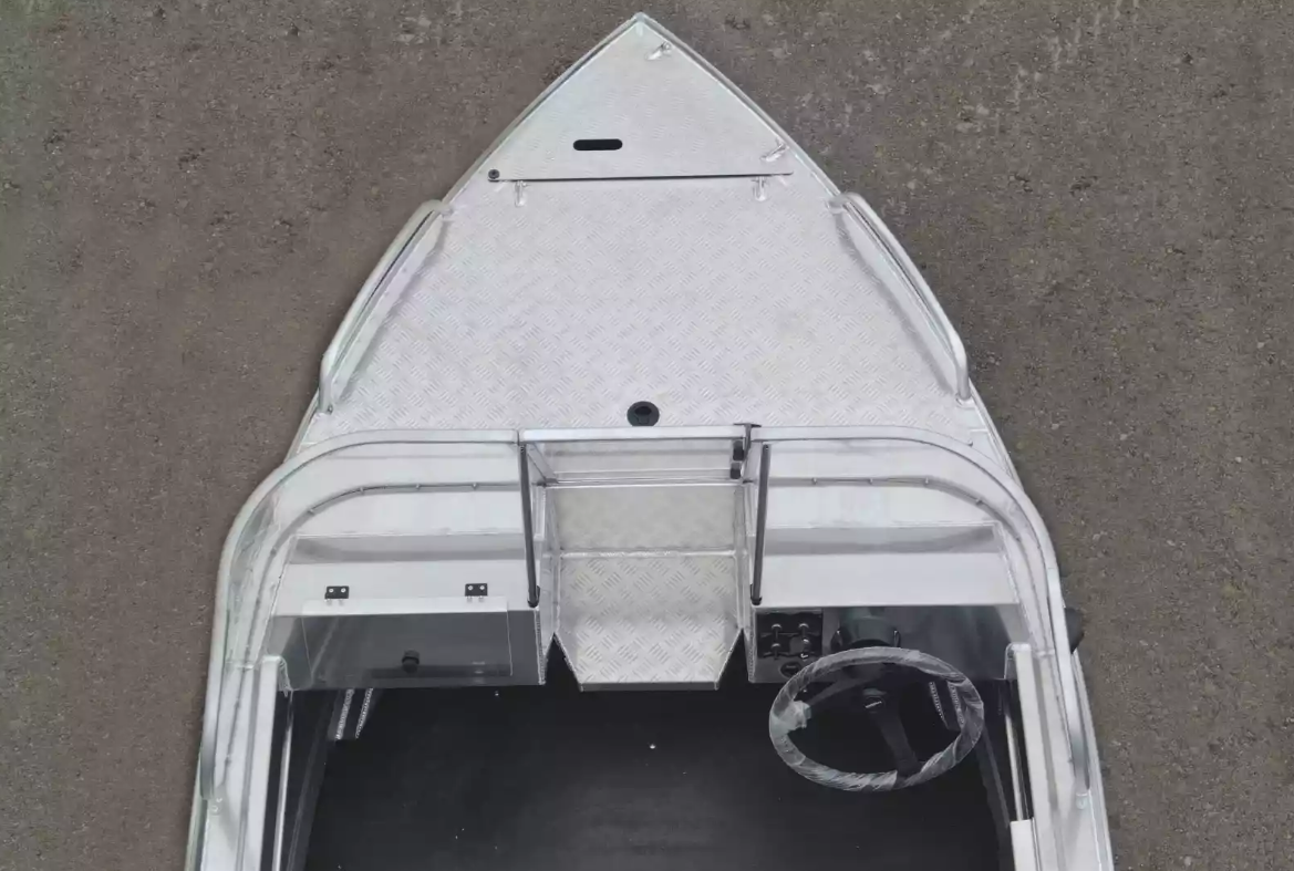 Алюминиевый катер Neman-400 PRO в Пятигорске