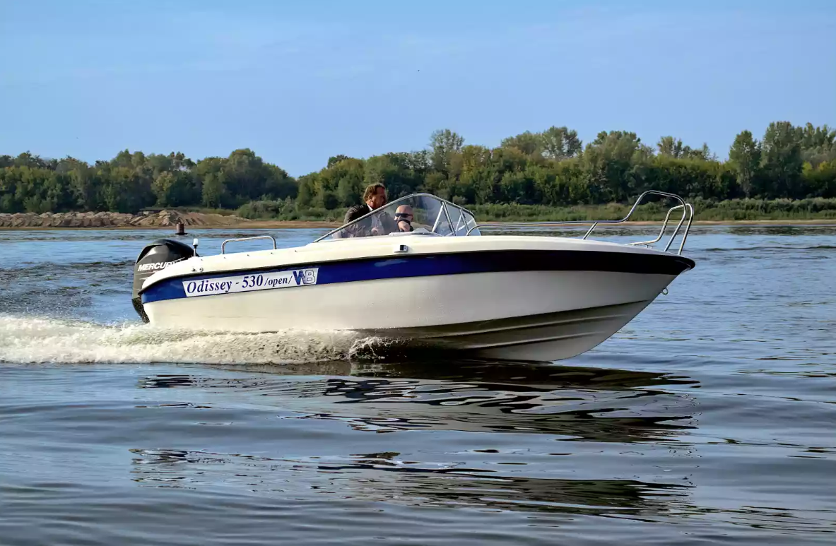 Стеклопластиковый катер Neman-530 Open в Пятигорске