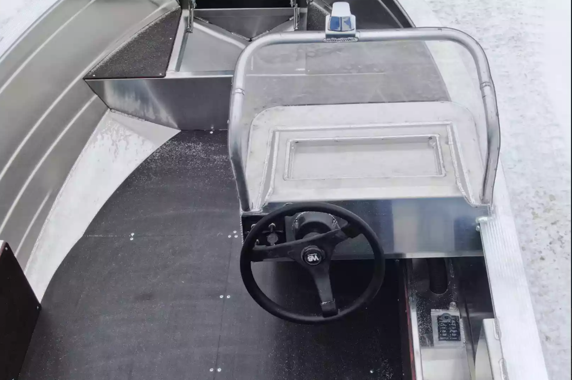 Алюминиевая лодка Неман-400 С в Пятигорске