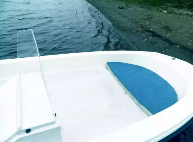 Стеклопластиковый катер Тримаран Wyatboat 430 C в Пятигорске