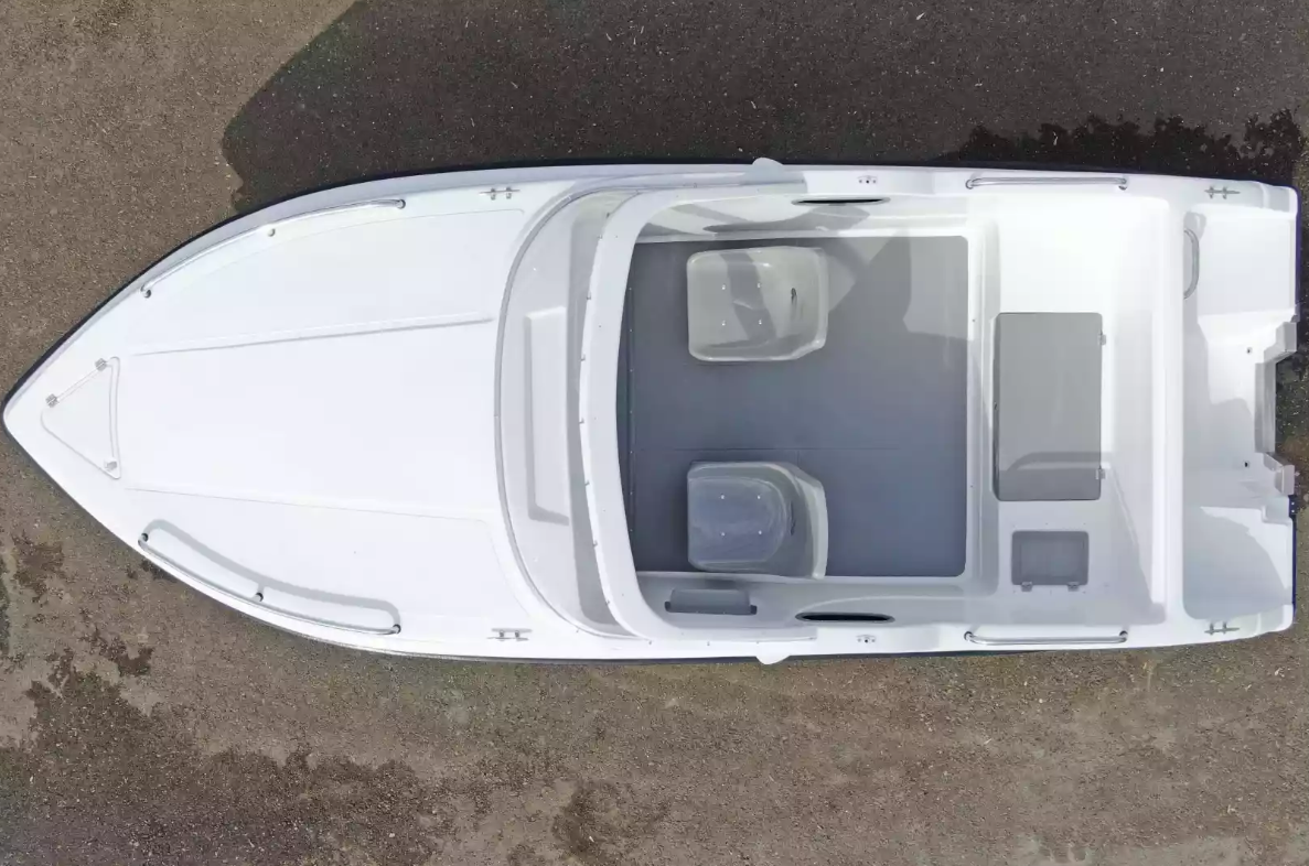 Комбинированный катер Neman-500 P в Пятигорске