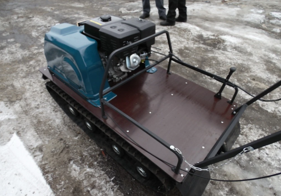 Мотобуксировщик AhtaR LR13 с реверс-вариатором Буран (задний ход) в Пятигорске