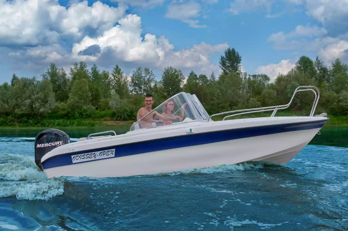 Стеклопластиковый катер Neman-530 Open в Пятигорске