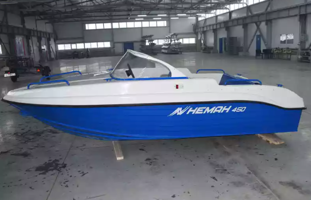 Комбинированный катер Neman-450 в Пятигорске