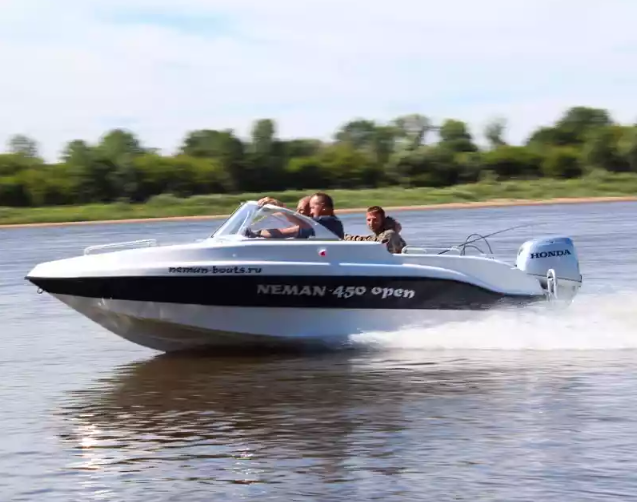 Стеклопластиковый катер Neman-450 Open в Пятигорске