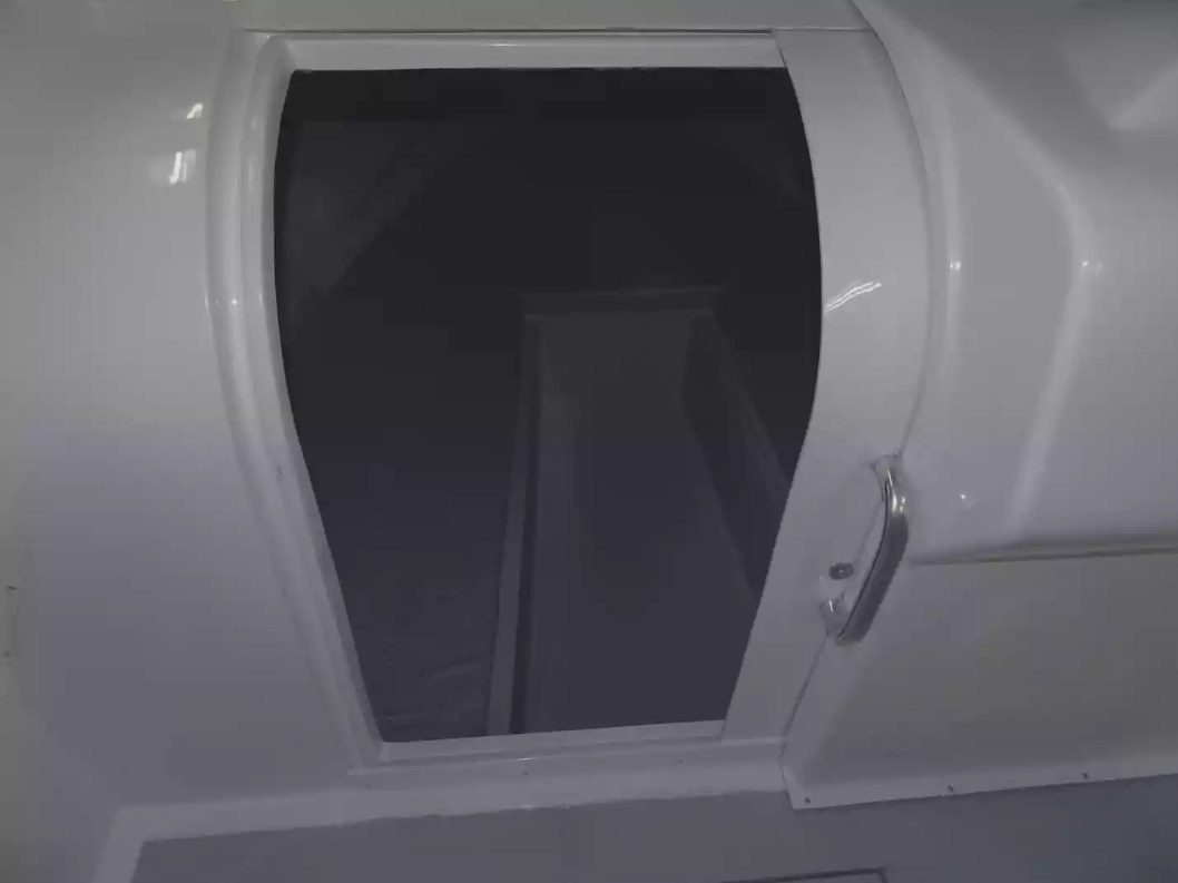 Стеклопластиковый катер Neman-550 с каютой в Пятигорске