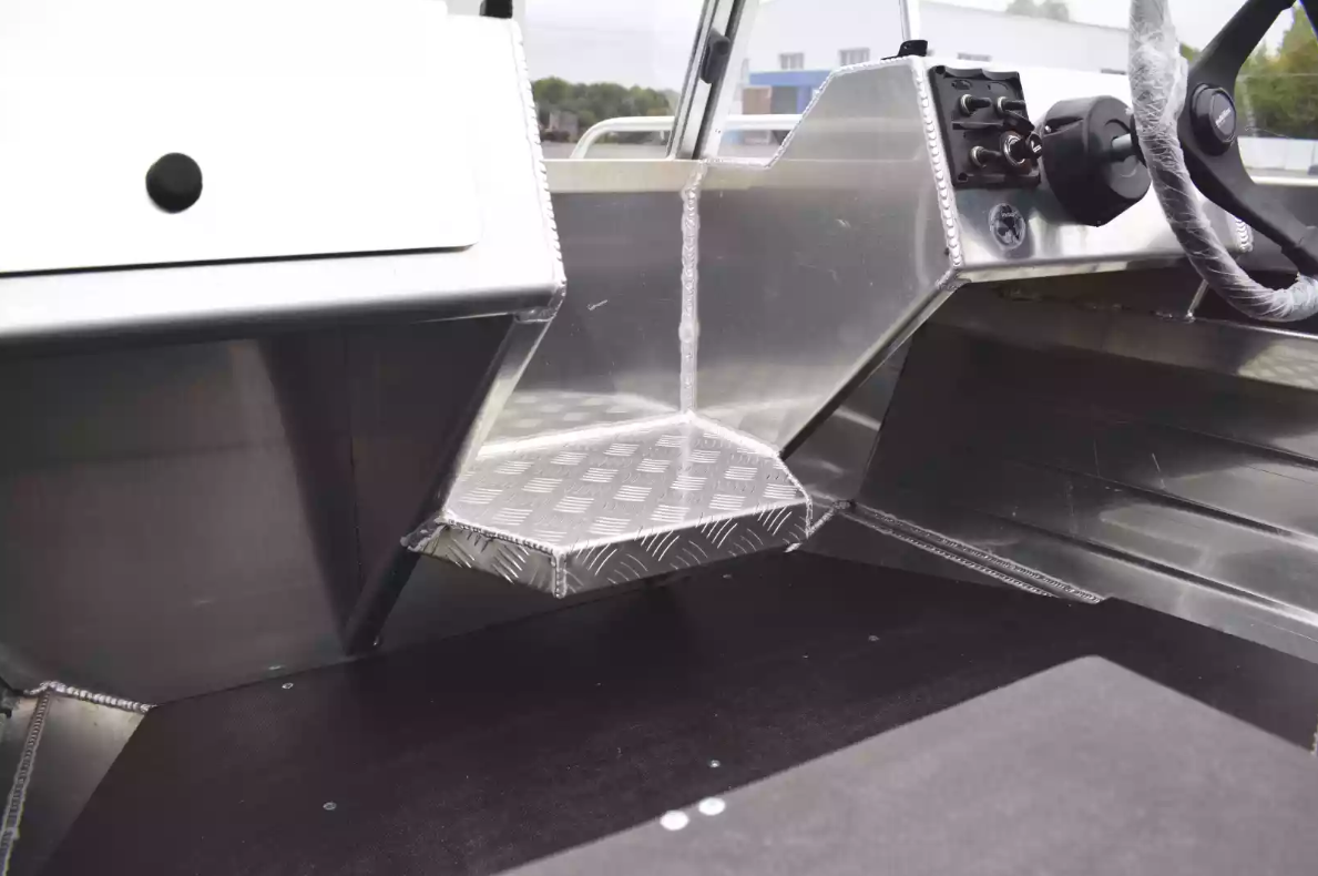 Алюминиевый катер Neman-400 PRO в Пятигорске