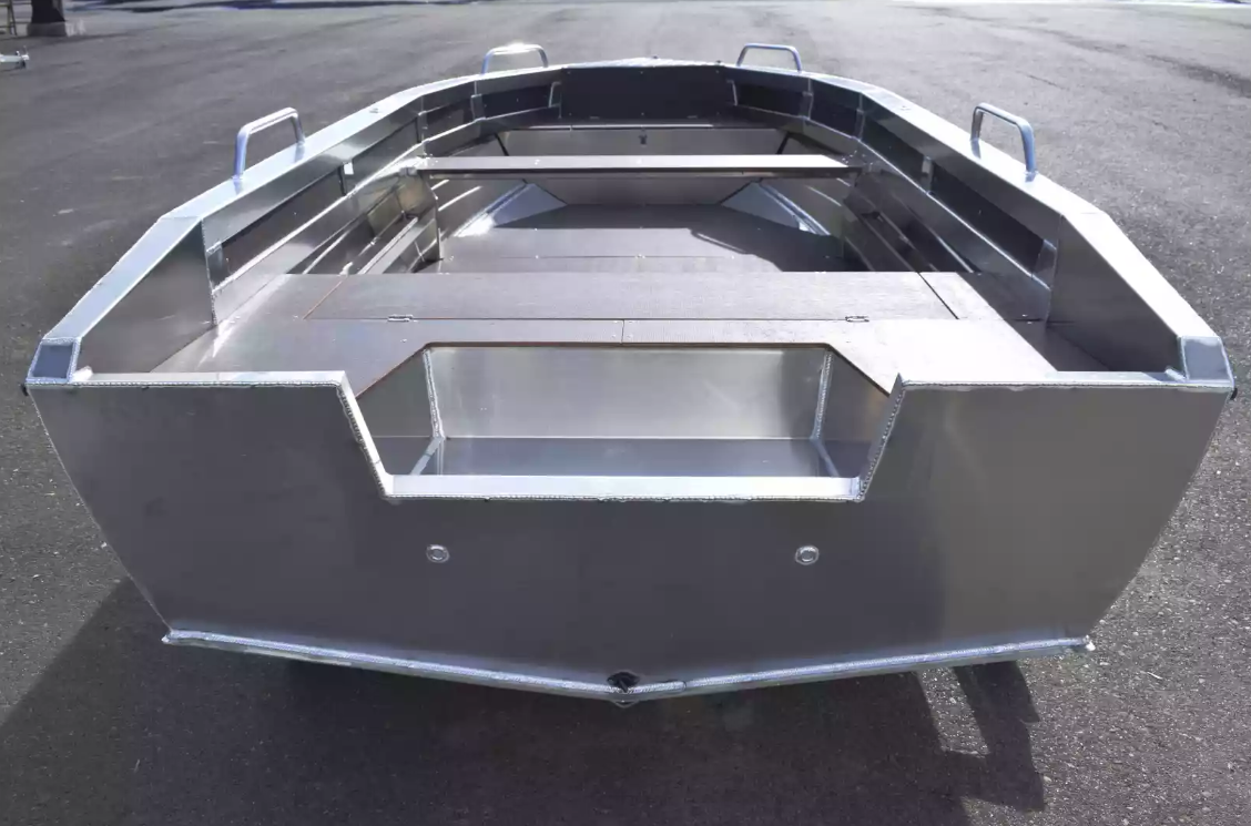 Алюминиевая лодка  Неман-480 Р в Пятигорске