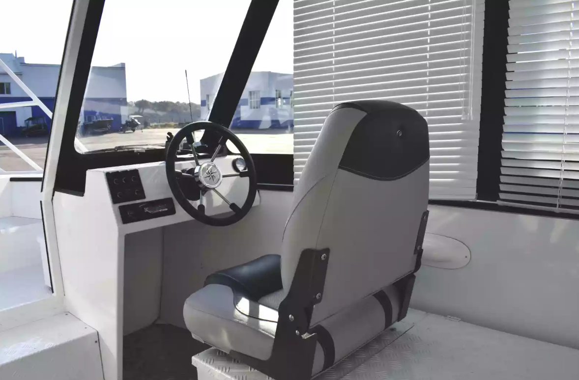 Алюминиевый катер Wyatboat-660 Cabin в Пятигорске