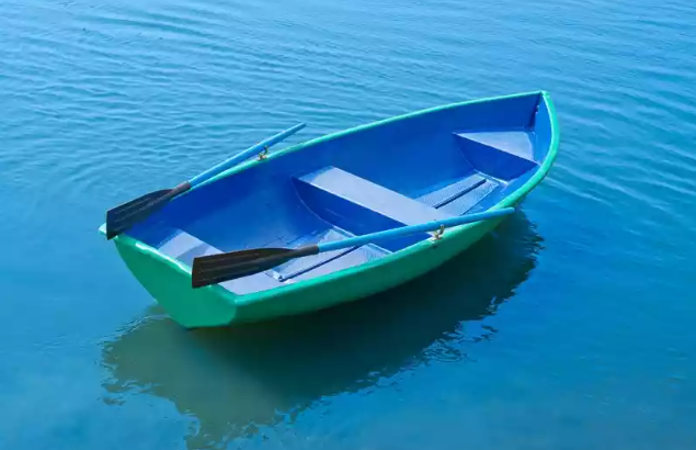 Стеклопластиковая лодка Дельфин в Пятигорске