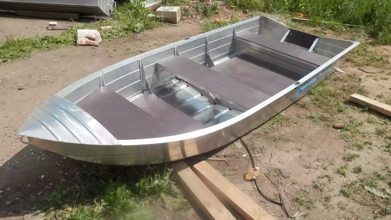 Алюминиевая лодка Вятка-Профи 32 в Пятигорске