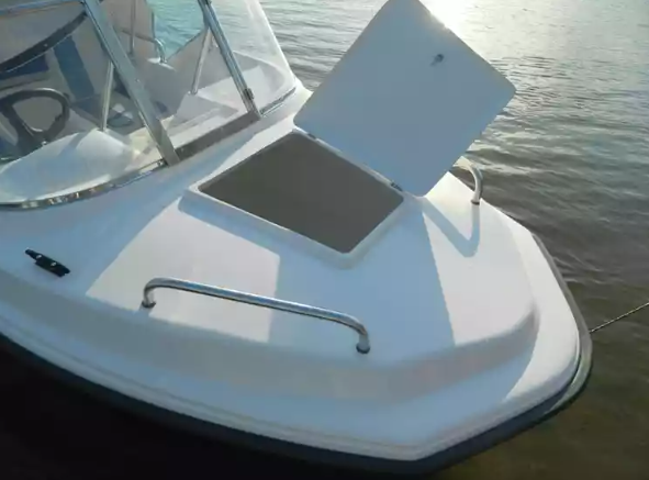 Стеклопластиковый катер Wyatboat-430 M (тримаран) в Пятигорске