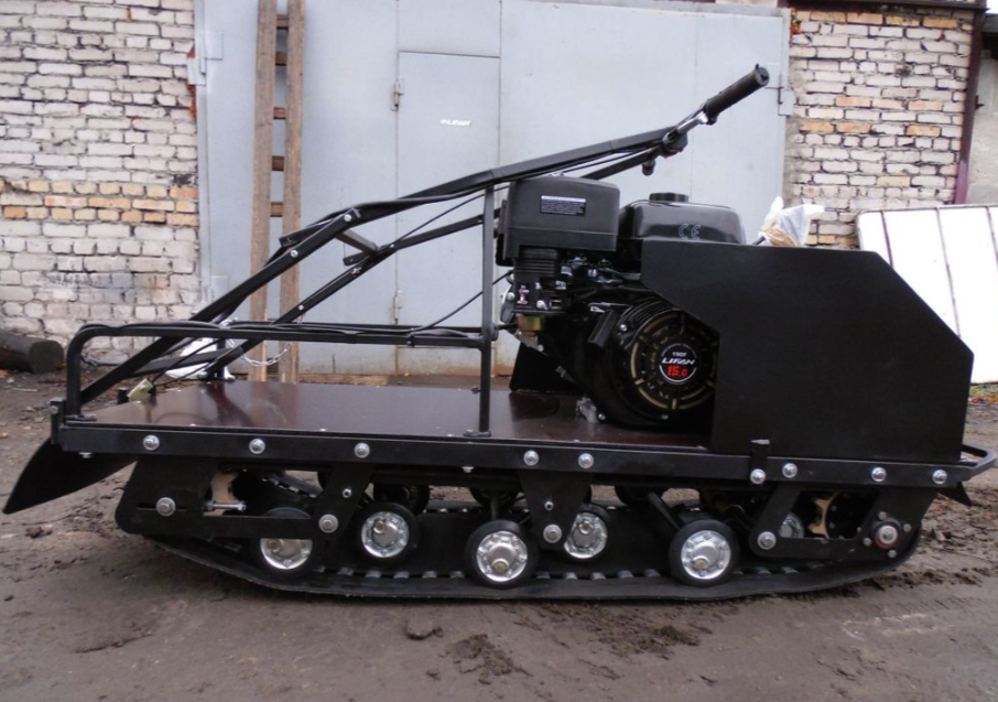 Мотобуксировщик AhtaR Зима 9 л/с с вариатором в Пятигорске