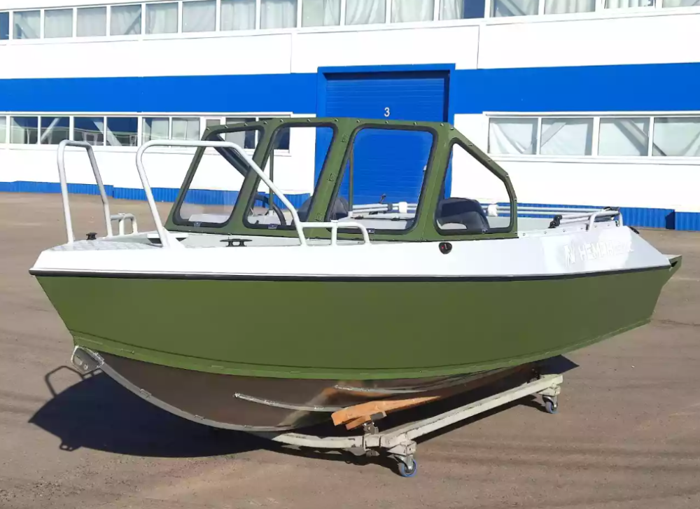 Алюминиевый катер Неман-550 DC Pro в Пятигорске