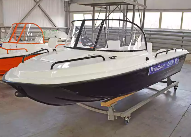 Комбинированный катер Wyatboat-430 M в Пятигорске