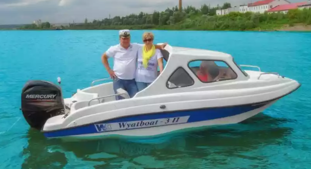 Стеклопластиковый катер Wyatboat-3 П (полурубка) в Пятигорске