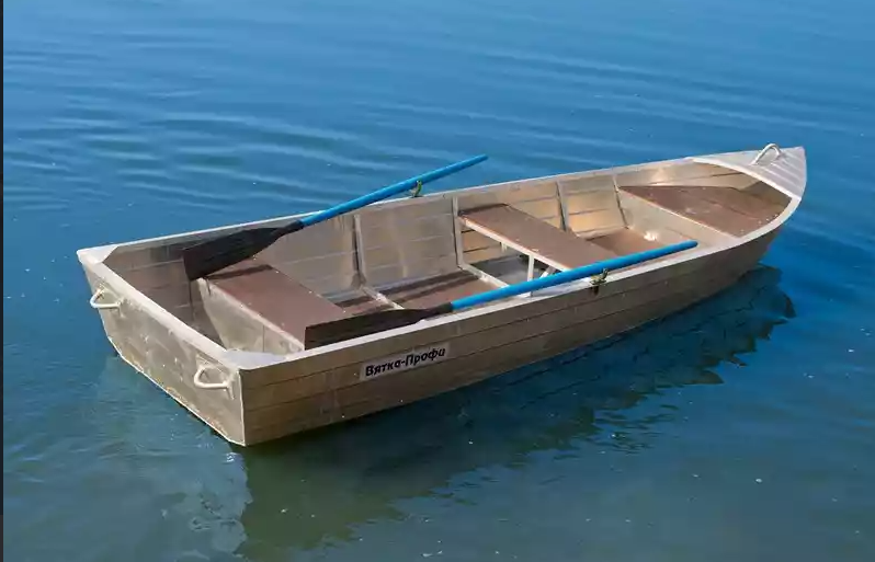 Алюминиевая лодка Вятка-Профи 37 в Пятигорске
