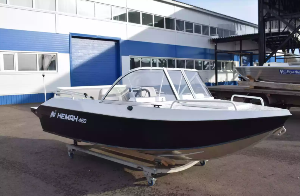 Алюминиевый катер Неман-450 в Пятигорске
