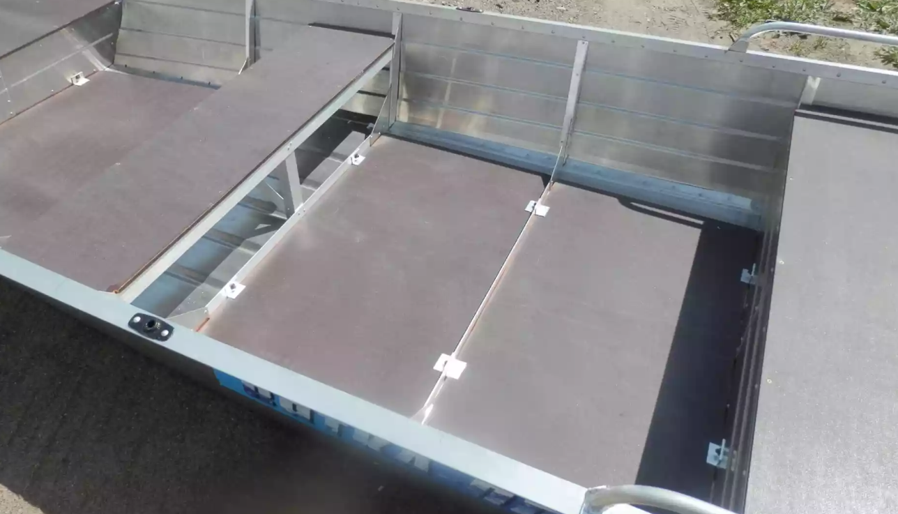 Алюминиевая лодка Вятка-Профи 32 в Пятигорске