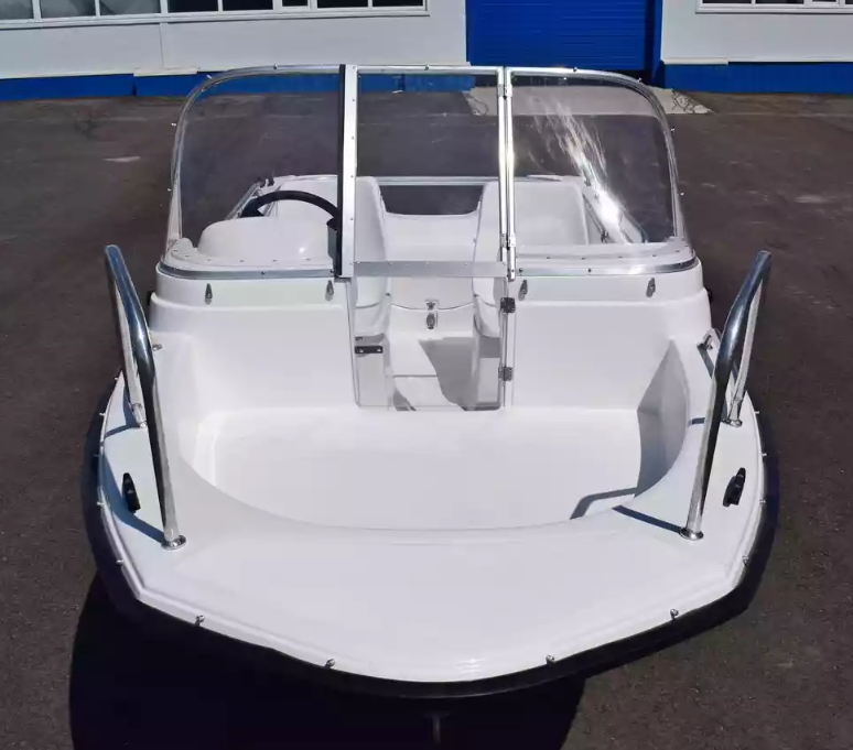 Стеклопластиковый катер Wyatboat-430 DC (тримаран) в Пятигорске