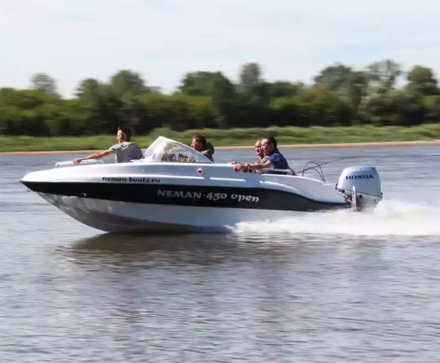 Стеклопластиковый катер Neman-450 Open в Пятигорске