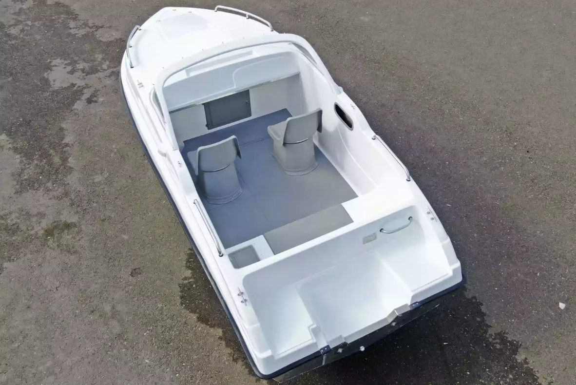 Комбинированный катер Neman-500 P в Пятигорске