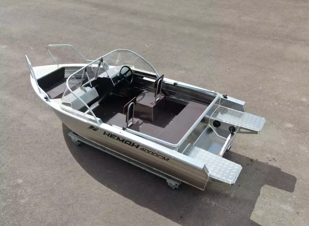 Алюминиевая лодка  Неман-400 DCM NEW в Пятигорске