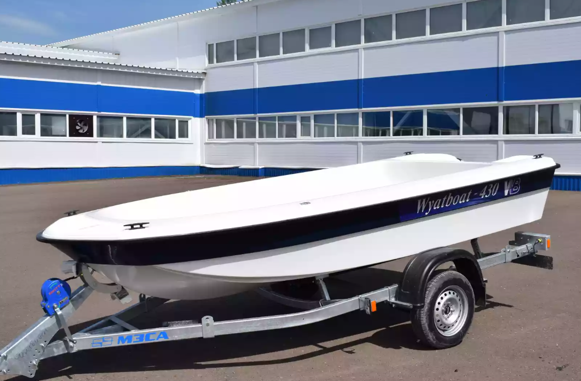 Стеклопластиковая лодка Wyatboat 430 тримаран в Пятигорске
