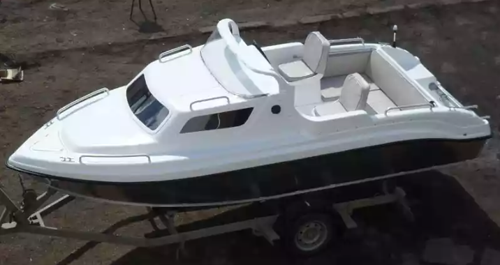 Комбинированный катер Neman-500 с каютой в Пятигорске