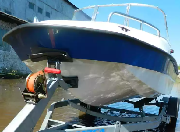 Стеклопластиковый катер Wyatboat-430 M (тримаран) в Пятигорске