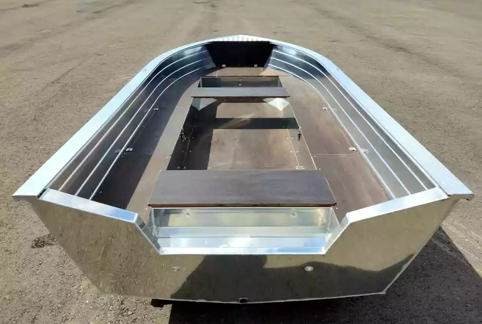 Алюминиевая лодка Неман-400 в Пятигорске