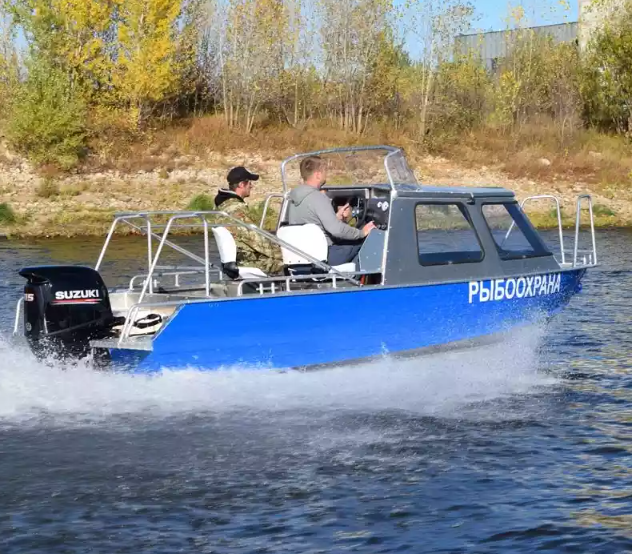 Алюминиевый катер Неман 550 с каютой в Пятигорске
