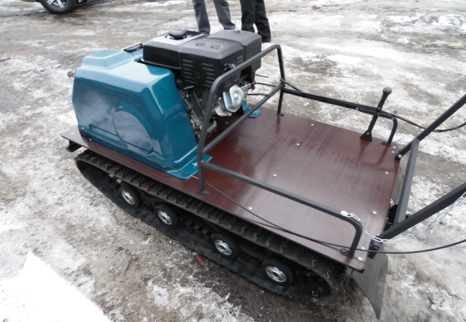 Мотобуксировщик AhtaR LR13 с реверс-вариатором Буран (задний ход) в Пятигорске