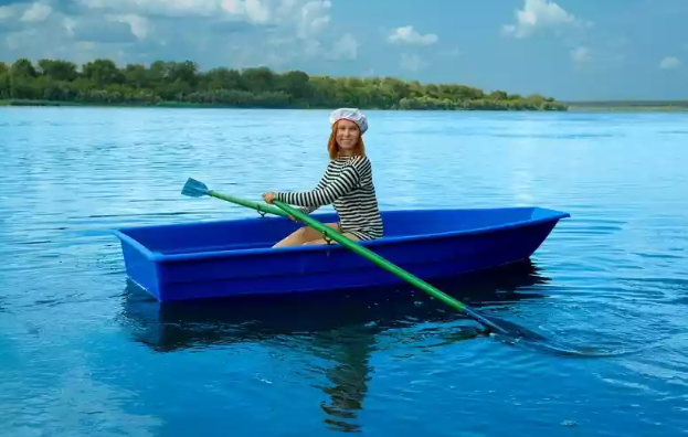 Стеклопластиковая лодка Малютка в Пятигорске