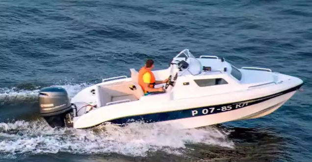 Стеклопластиковый катер Neman-500 в Пятигорске