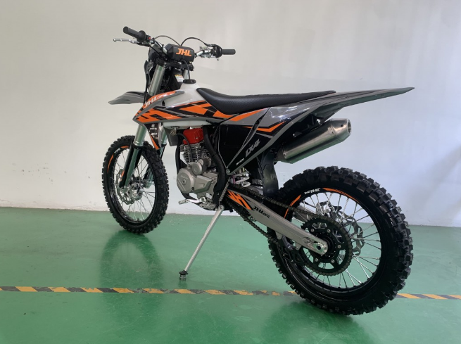 Мотоцикл JHLMOTO JHL LX4 CB300RL (175FMN) в Пятигорске