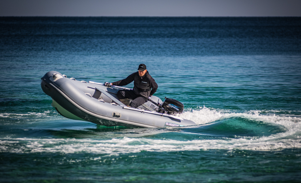 Лодка GLADIATOR RIB380AL в Пятигорске