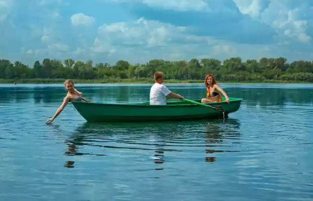 Стеклопластиковая Лодка Голавль в Пятигорске