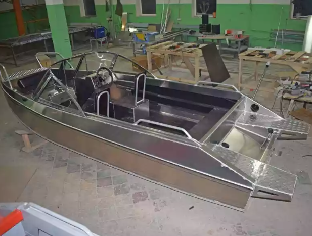 Алюминиевый катер Неман-500 DC (без покраски) в Пятигорске